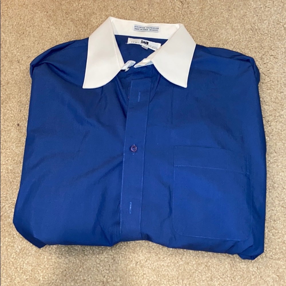 Italo Mondo button down dress shirt